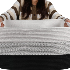 Custom Cotton Rope Woven Storage Basket Square Sundry Storage Box Hollowed Out Handles